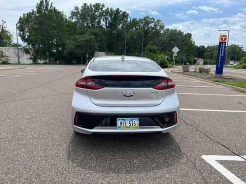 2019 Hyundai IONIQ Hybrid Limited