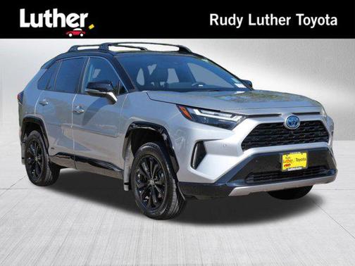 2024 Toyota RAV4 Hybrid SE