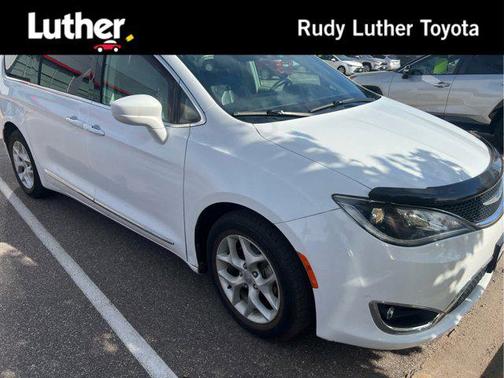 2018 Chrysler Pacifica Touring-L Plus