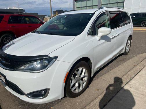 2018 Chrysler Pacifica Touring-L Plus
