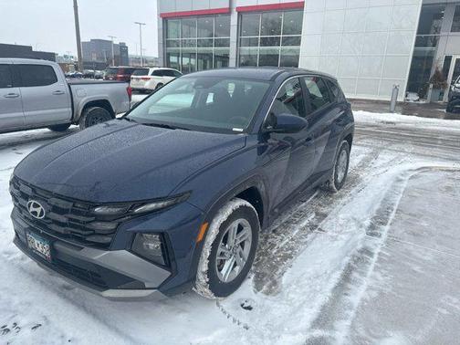 2025 Hyundai TUCSON SE