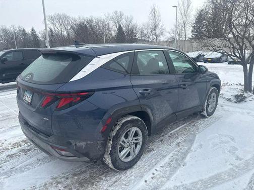 2025 Hyundai TUCSON SE