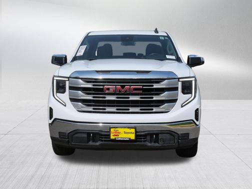 Summit White 2022 GMC Sierra 1500 SLE