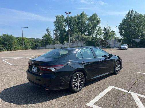 2023 Toyota Camry XLE