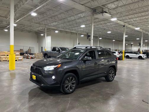 2025 Toyota RAV4 Hybrid XLE Premium