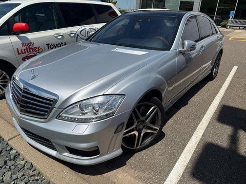 2011 Mercedes-Benz S-Class S 63 AMG