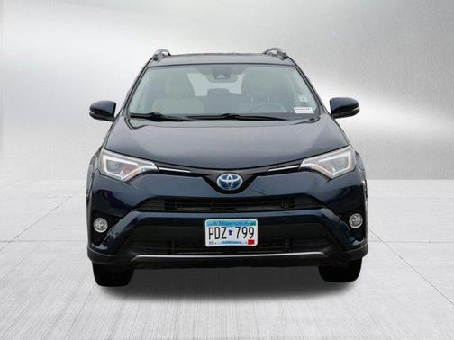2017 Toyota RAV4 Hybrid SE