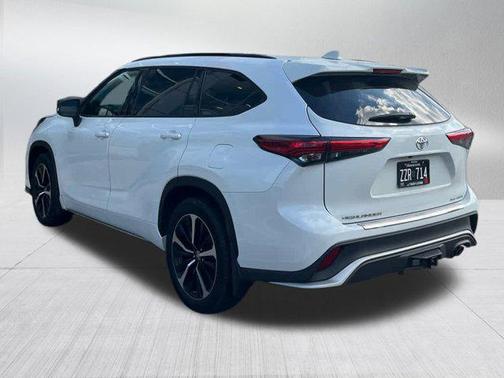 2022 Toyota Highlander XSE