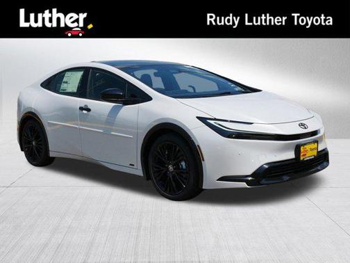2025 Toyota Prius L