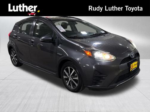 Magnetic Gray Metallic 2018 Toyota Prius c Two