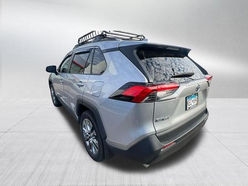 Silver Sky Metallic 2023 Toyota RAV4 XLE Premium