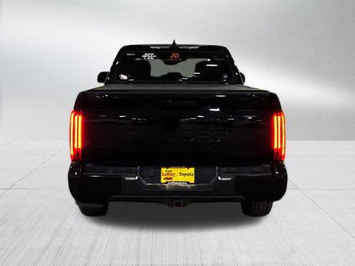 2022 Toyota Tundra Platinum