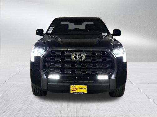 2022 Toyota Tundra Platinum