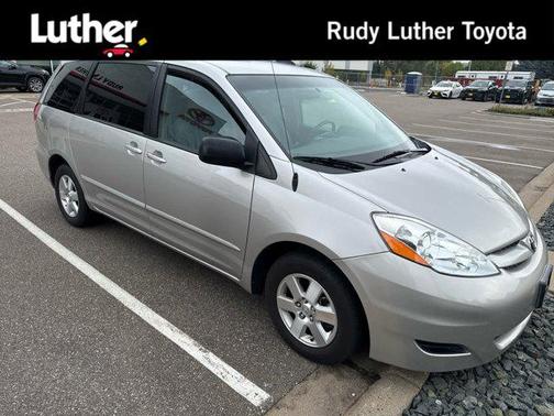 2008 Toyota Sienna LE