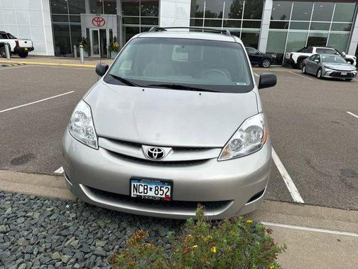 2008 Toyota Sienna LE
