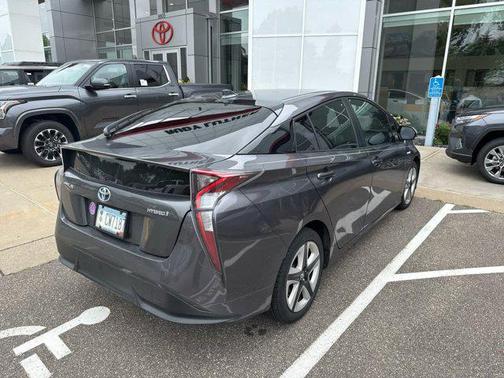2017 Toyota Prius Four Touring