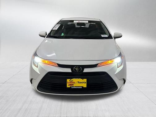 Ice Cap 2025 Toyota Corolla LE