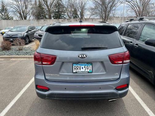2019 Kia Sorento S