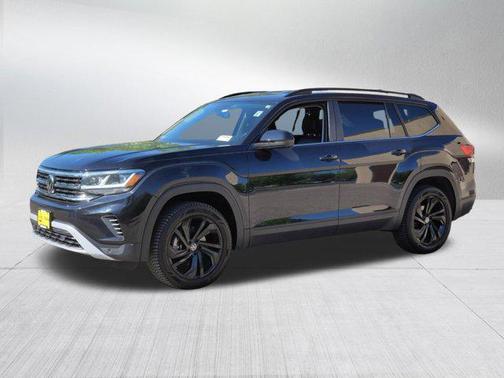 Deep Black Pearl 2023 Volkswagen Atlas 3.6L SE w/Technology