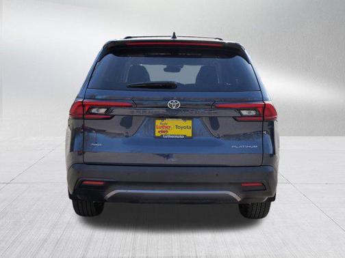 2024 Toyota Grand Highlander Platinum