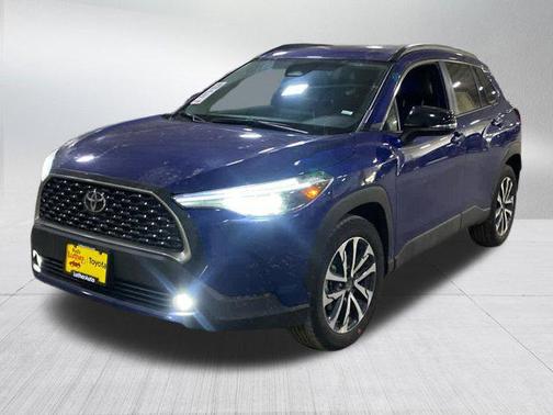 2025 Toyota Corolla Cross XLE