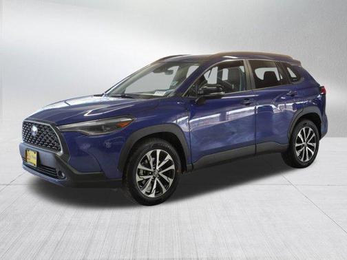 2025 Toyota Corolla Cross XLE