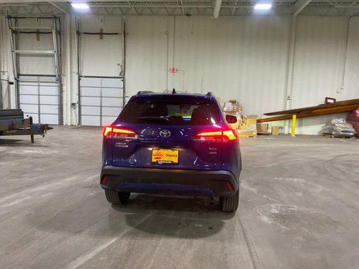 2025 Toyota Corolla Cross XLE