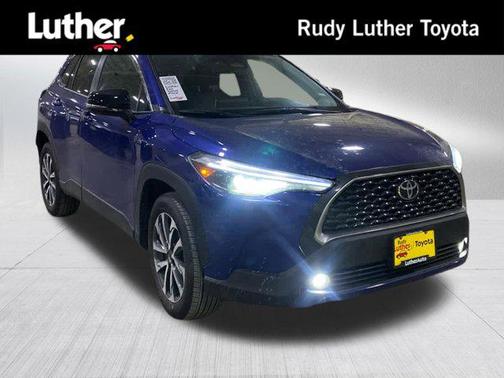 2025 Toyota Corolla Cross XLE