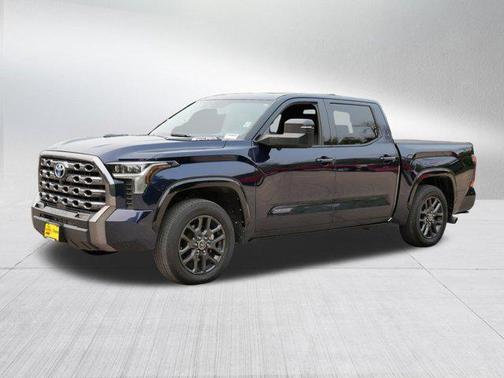 2022 Toyota Tundra Hybrid Platinum