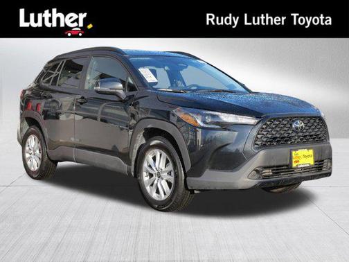 2025 Toyota Corolla Cross LE