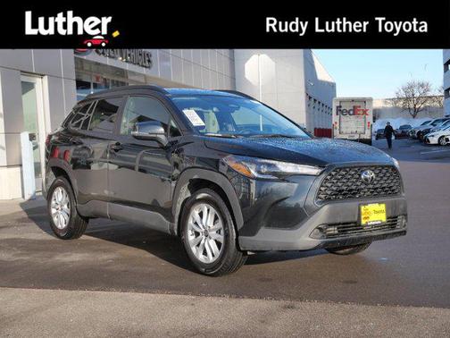 2025 Toyota Corolla Cross LE