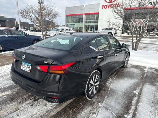 2022 Nissan Altima 2.5 SV