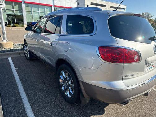2011 Buick Enclave 2XL