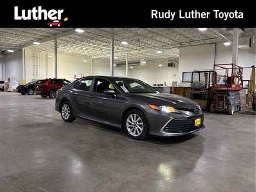 2022 Toyota Camry LE