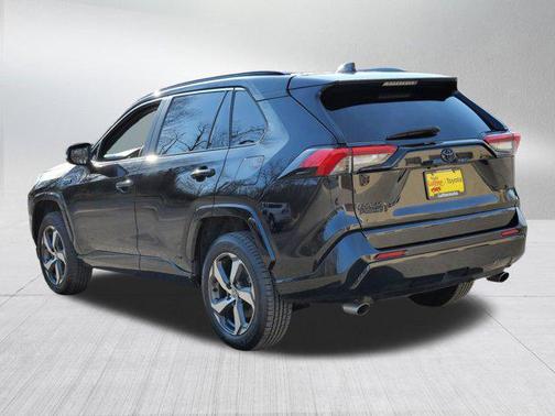 2022 Toyota RAV4 Prime SE