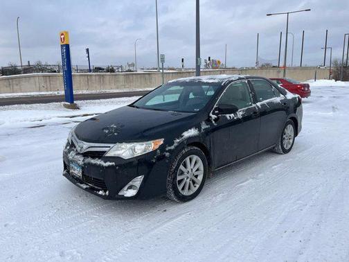 2014 Toyota Camry Hybrid XLE