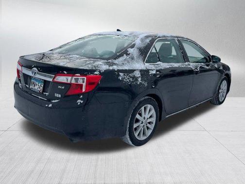 2014 Toyota Camry Hybrid XLE
