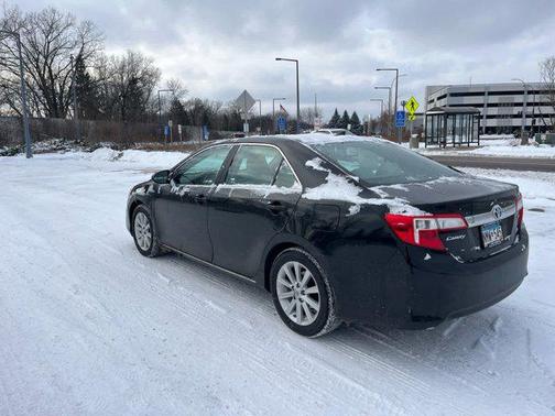 2014 Toyota Camry Hybrid XLE