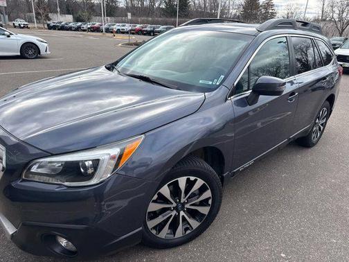 Carbide Gray Metallic 2017 Subaru Outback 2.5i Limited
