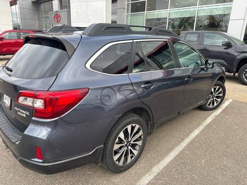 Carbide Gray Metallic 2017 Subaru Outback 2.5i Limited