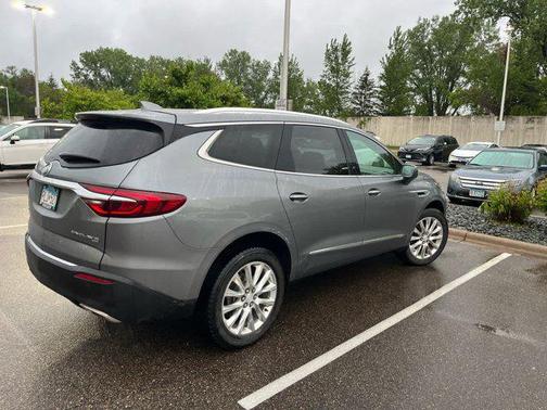 2018 Buick Enclave Essence