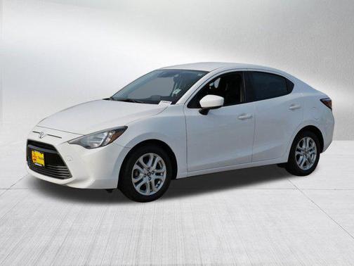 2017 Toyota Yaris iA Base
