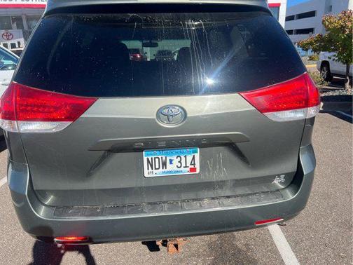 2012 Toyota Sienna LE