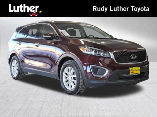 2017 Kia Sorento LX