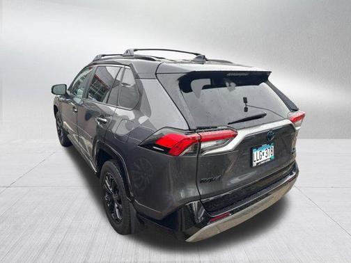 2024 Toyota RAV4 Hybrid SE