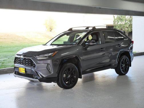 2024 Toyota RAV4 Hybrid SE