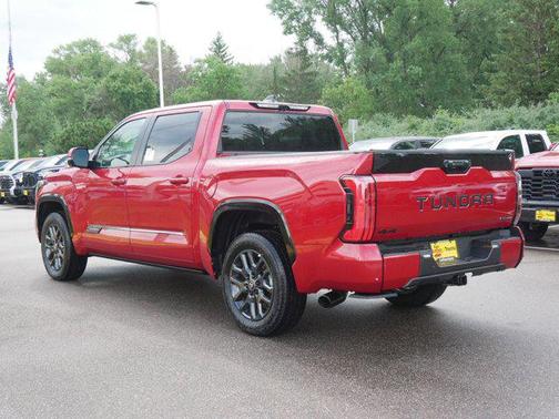 2025 Toyota Tundra Hybrid Platinum
