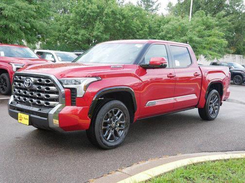 2025 Toyota Tundra Hybrid Platinum