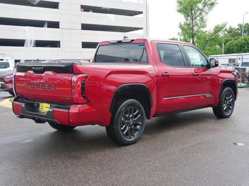 2025 Toyota Tundra Hybrid Platinum