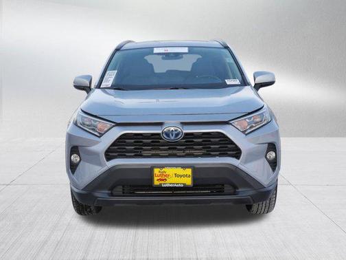 2020 Toyota RAV4 Hybrid XLE